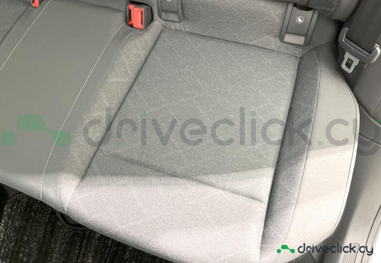 Volkswagen Golf White