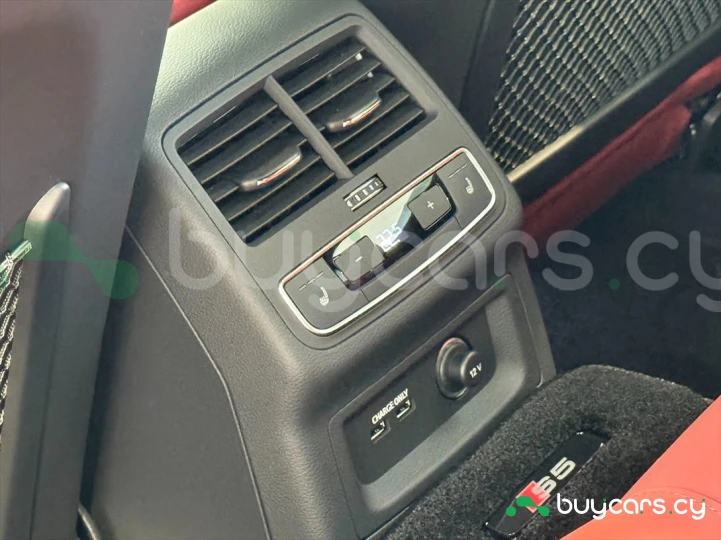 Audi S5 Sportback Белый