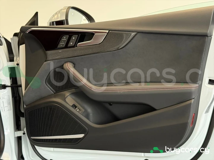 Audi S5 Sportback Белый