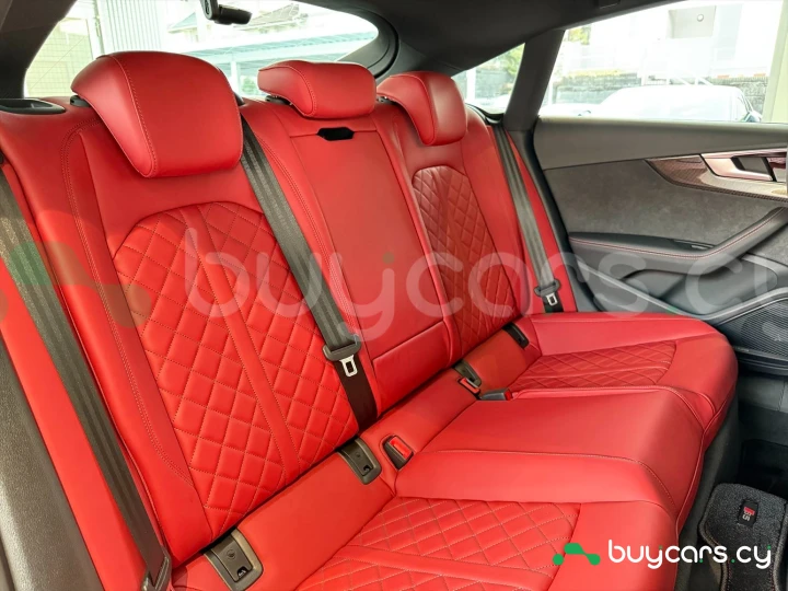 Audi S5 Sportback Белый