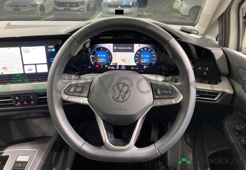 Volkswagen Golf White