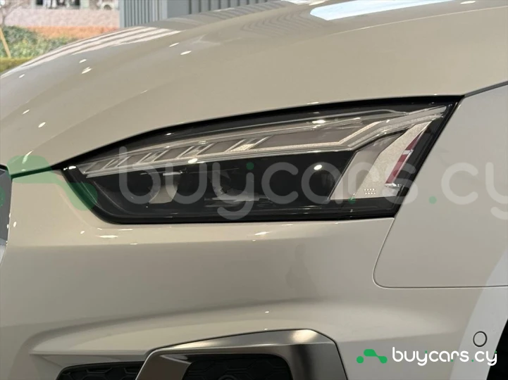 Audi S5 Sportback Белый