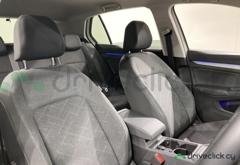 Volkswagen Golf White