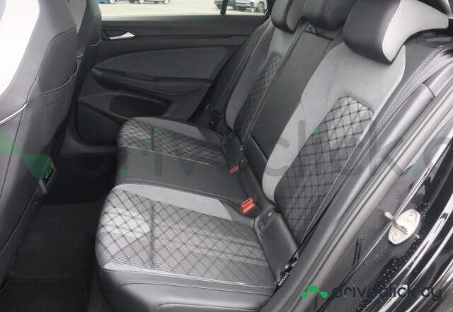 Volkswagen Golf Black