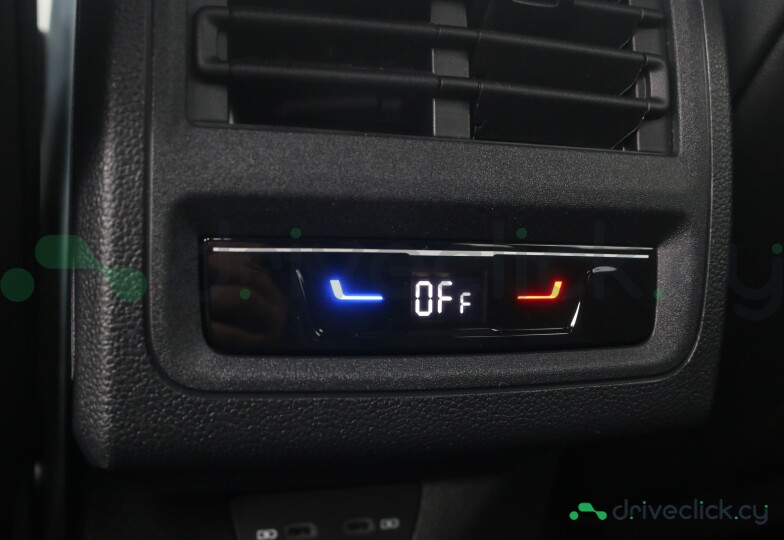 Volkswagen Golf Black