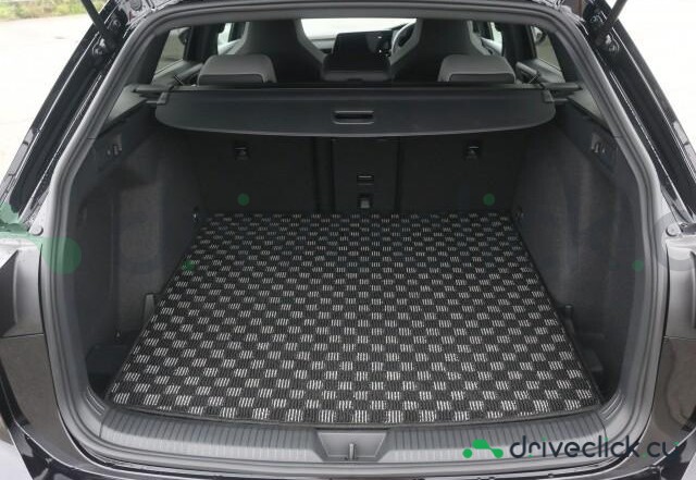 Volkswagen Golf Black