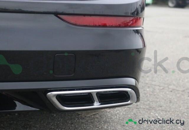 Volkswagen Golf Black