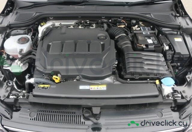 Volkswagen Golf Black