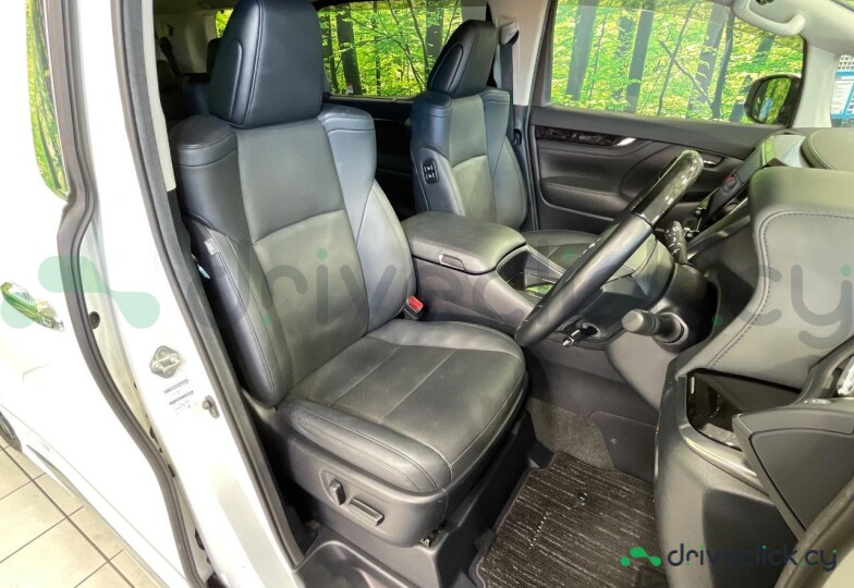 Toyota Alphard White