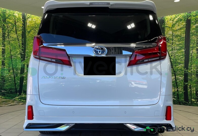 Toyota Alphard White