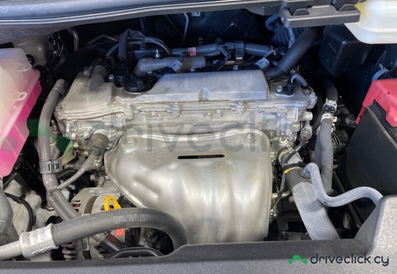 Toyota Alphard White