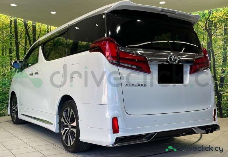 Toyota Alphard White