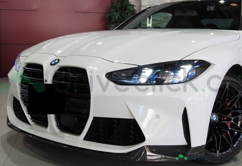 BMW M4 White