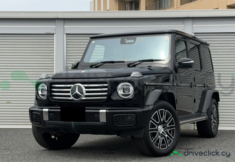 Mercedes G-class Black