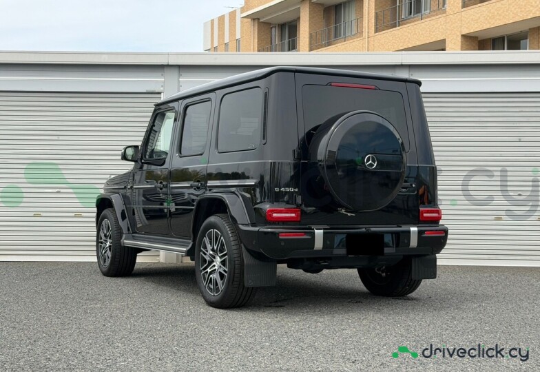 Mercedes G-class Black