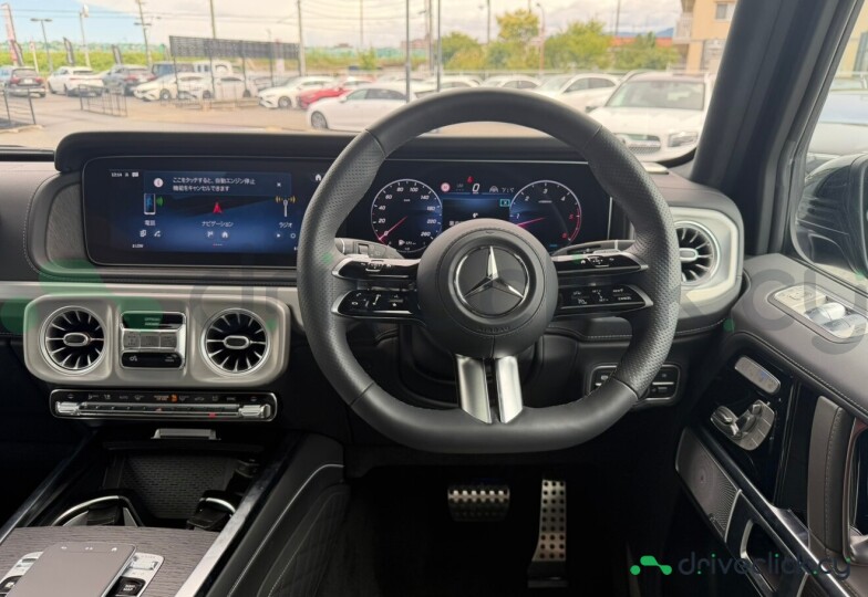 Mercedes G-class Black