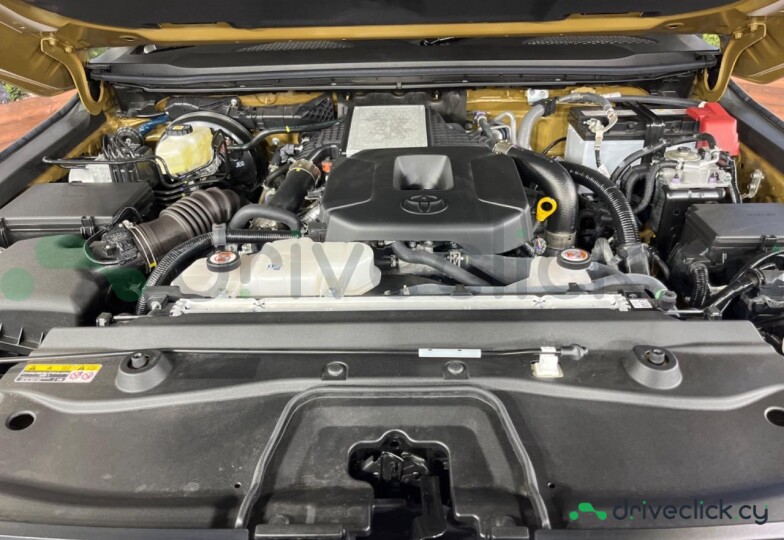 Toyota Land Cruiser 250 Gold