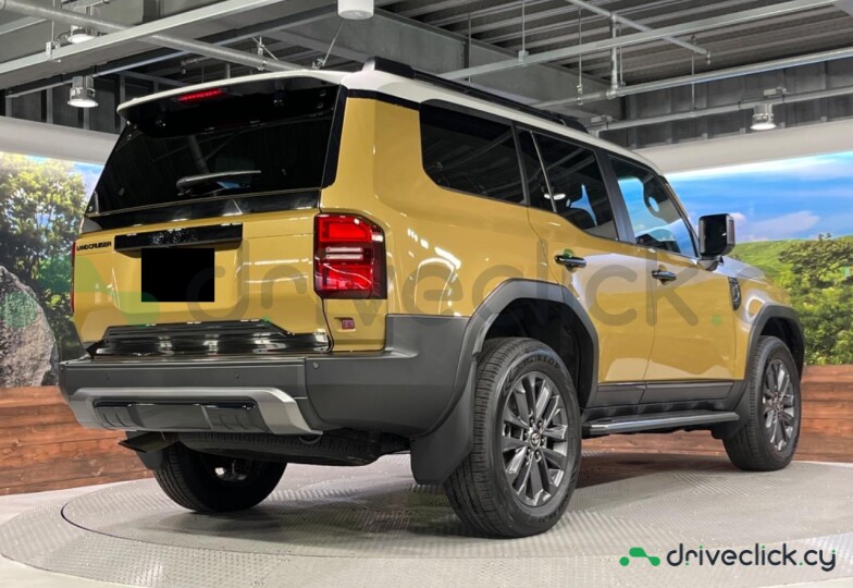 Toyota Land Cruiser 250 Gold
