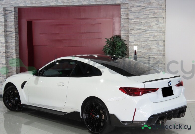 BMW M4 White