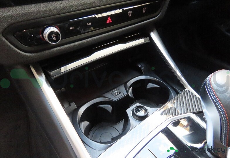 BMW M4 White