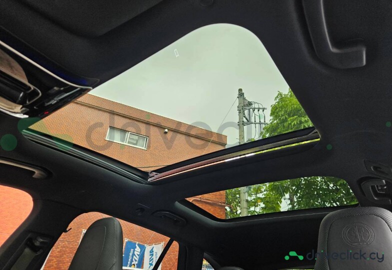 Mercedes C-class White