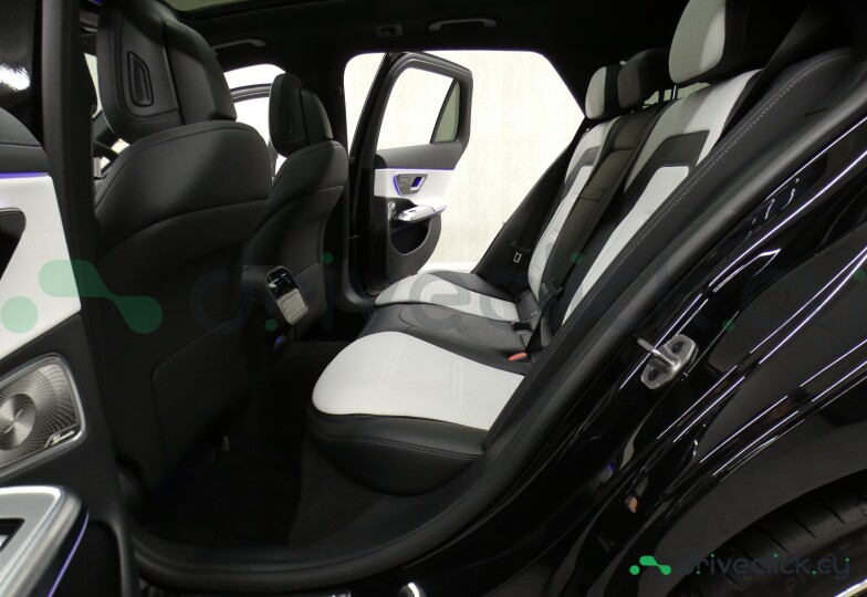 Mercedes E-class Black