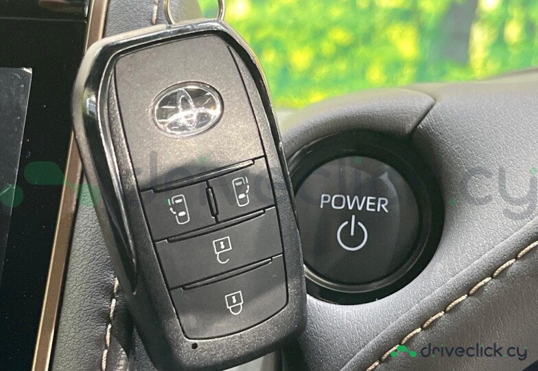 Toyota Alphard Black