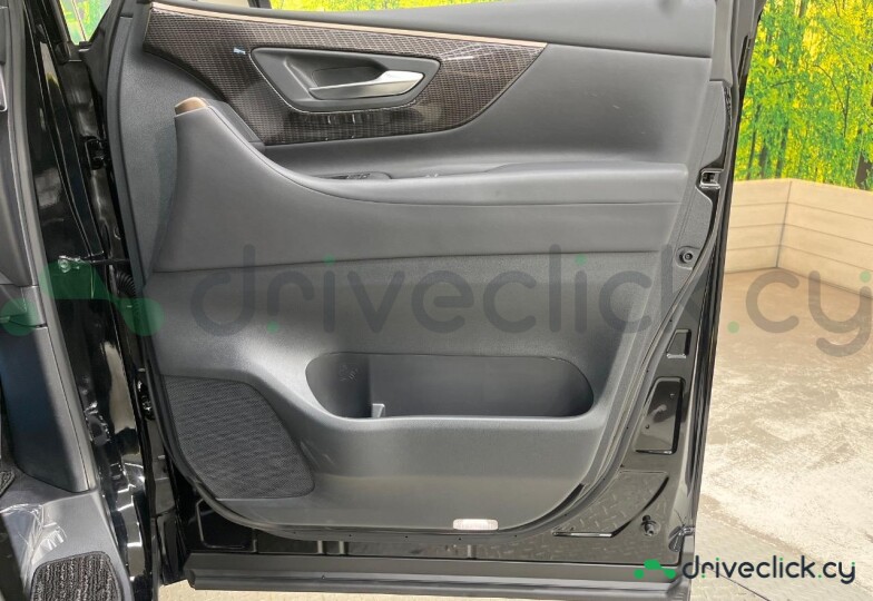 Toyota Alphard Black