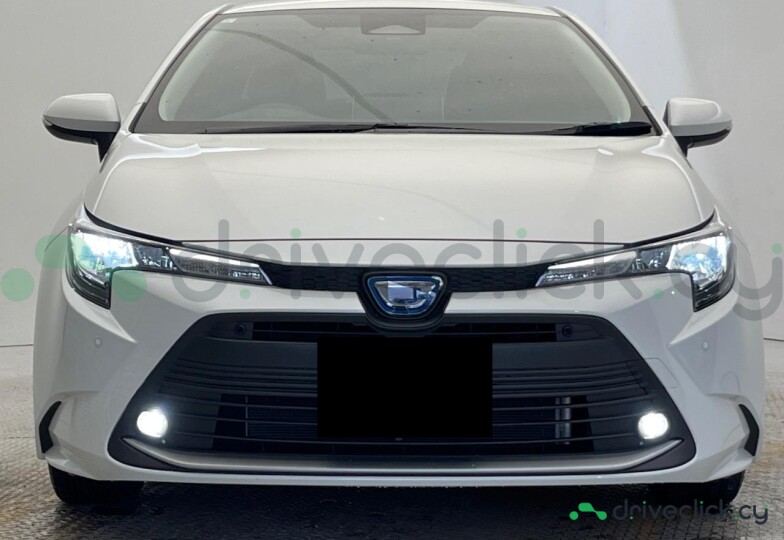 Toyota Corolla White