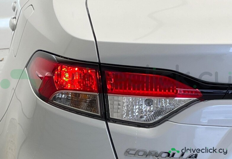 Toyota Corolla White