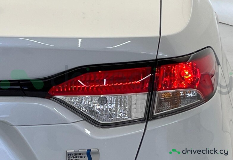 Toyota Corolla White