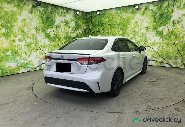 Toyota Corolla White