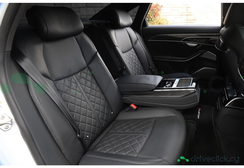 Audi S8 White