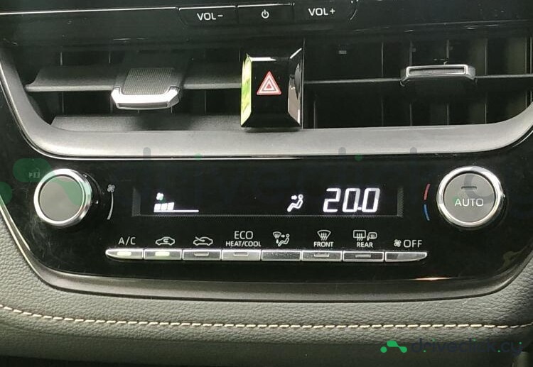 Toyota Corolla White