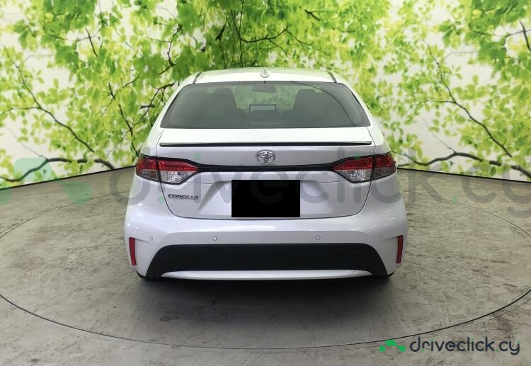 Toyota Corolla White