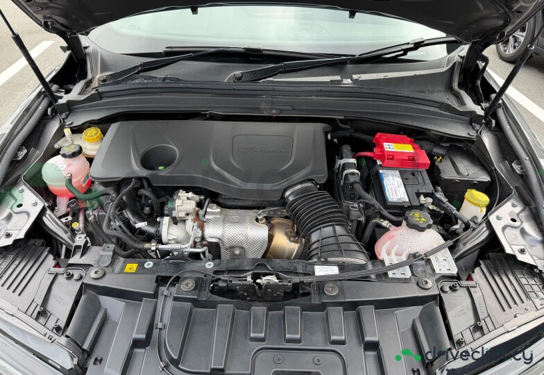 Alfa Romeo Tonale Grey