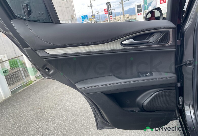 Alfa Romeo Stelvio Grey