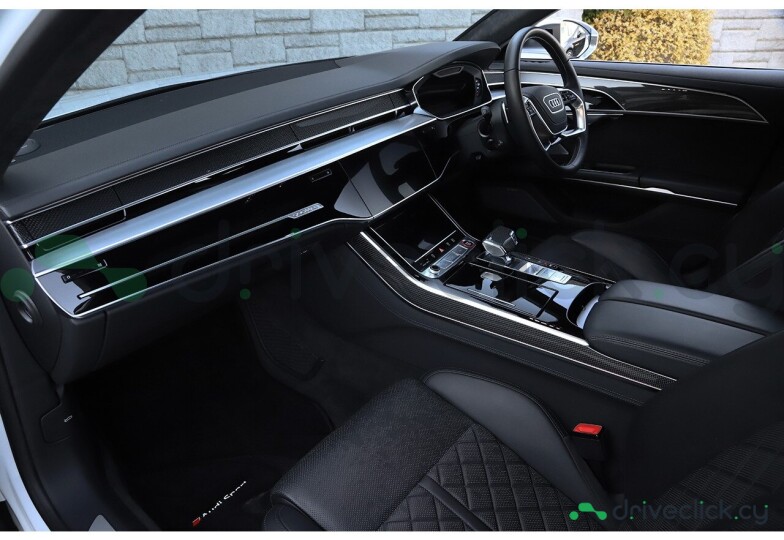 Audi S8 White