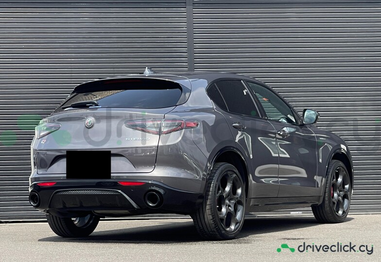 Alfa Romeo Stelvio Grey