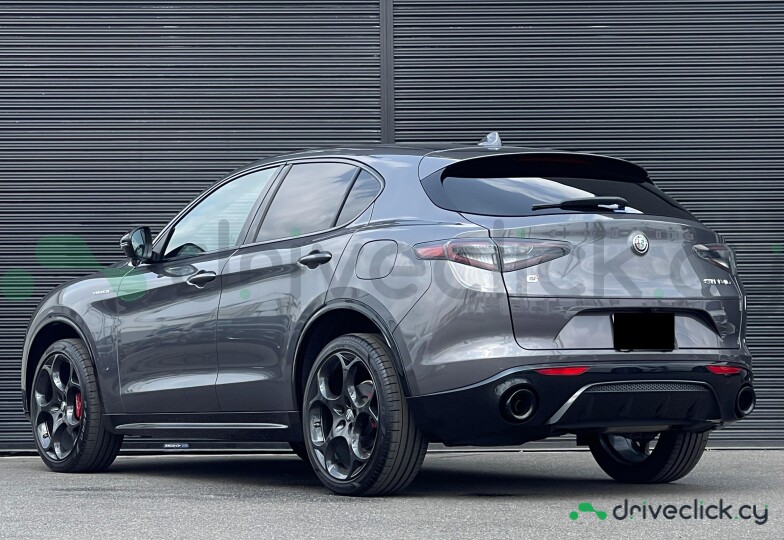 Alfa Romeo Stelvio Grey
