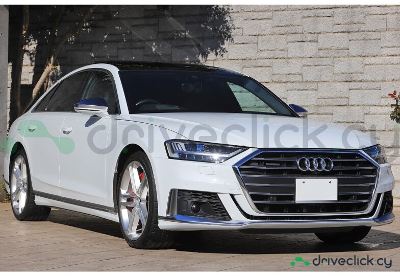 Audi S8 White