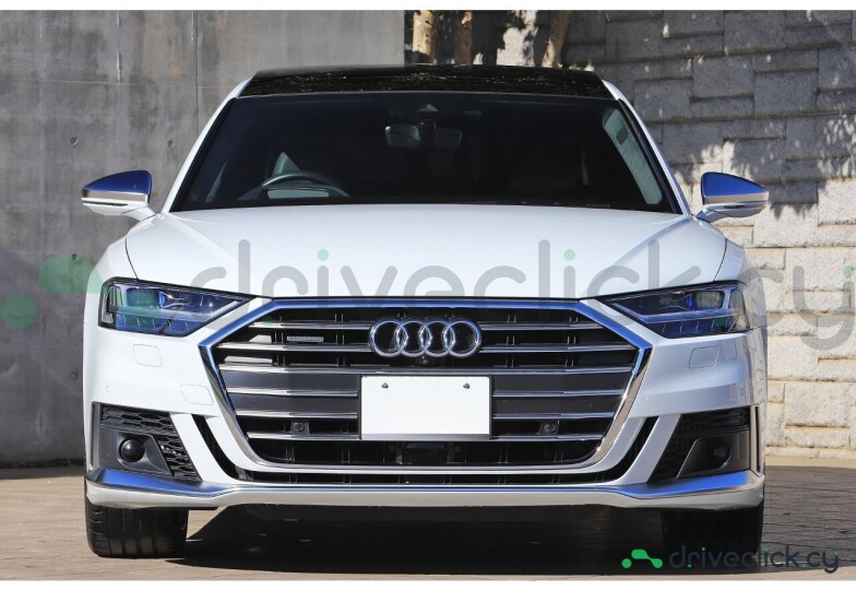 Audi S8 White