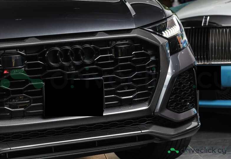 Audi RS Q8 Grey