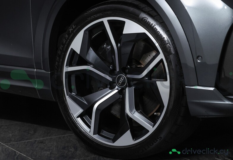 Audi RS Q8 Grey