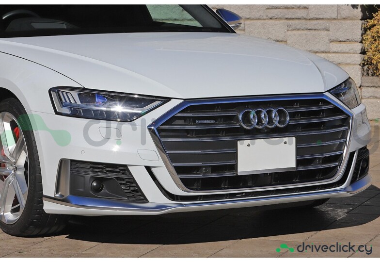 Audi S8 White