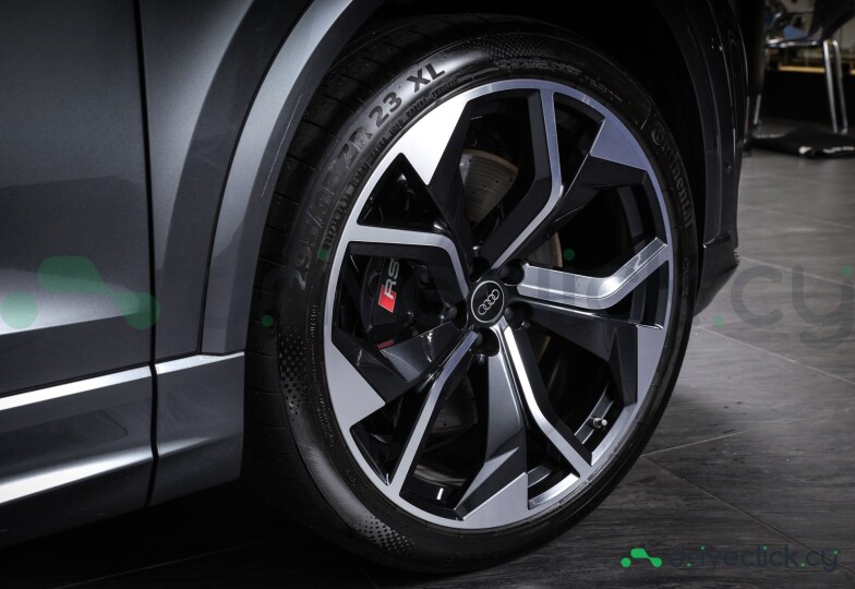 Audi RS Q8 Grey