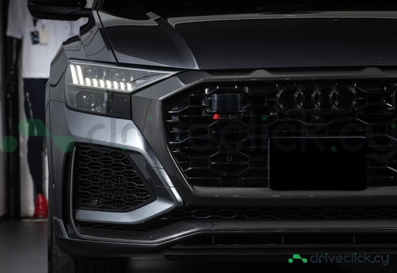 Audi RS Q8 Grey