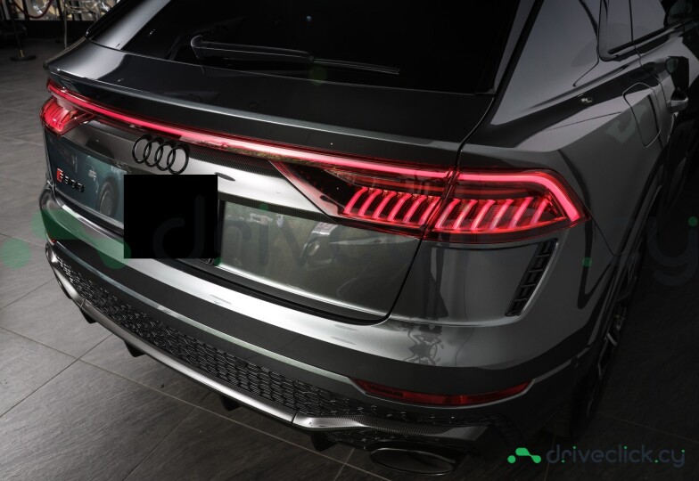 Audi RS Q8 Grey