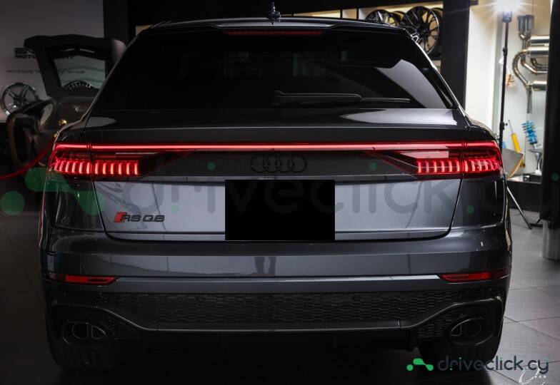 Audi RS Q8 Grey