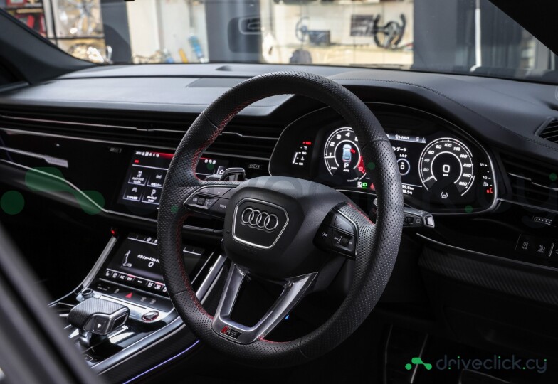 Audi RS Q8 Grey